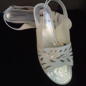 Easy Street white slingback dress sandals 9W NWOT